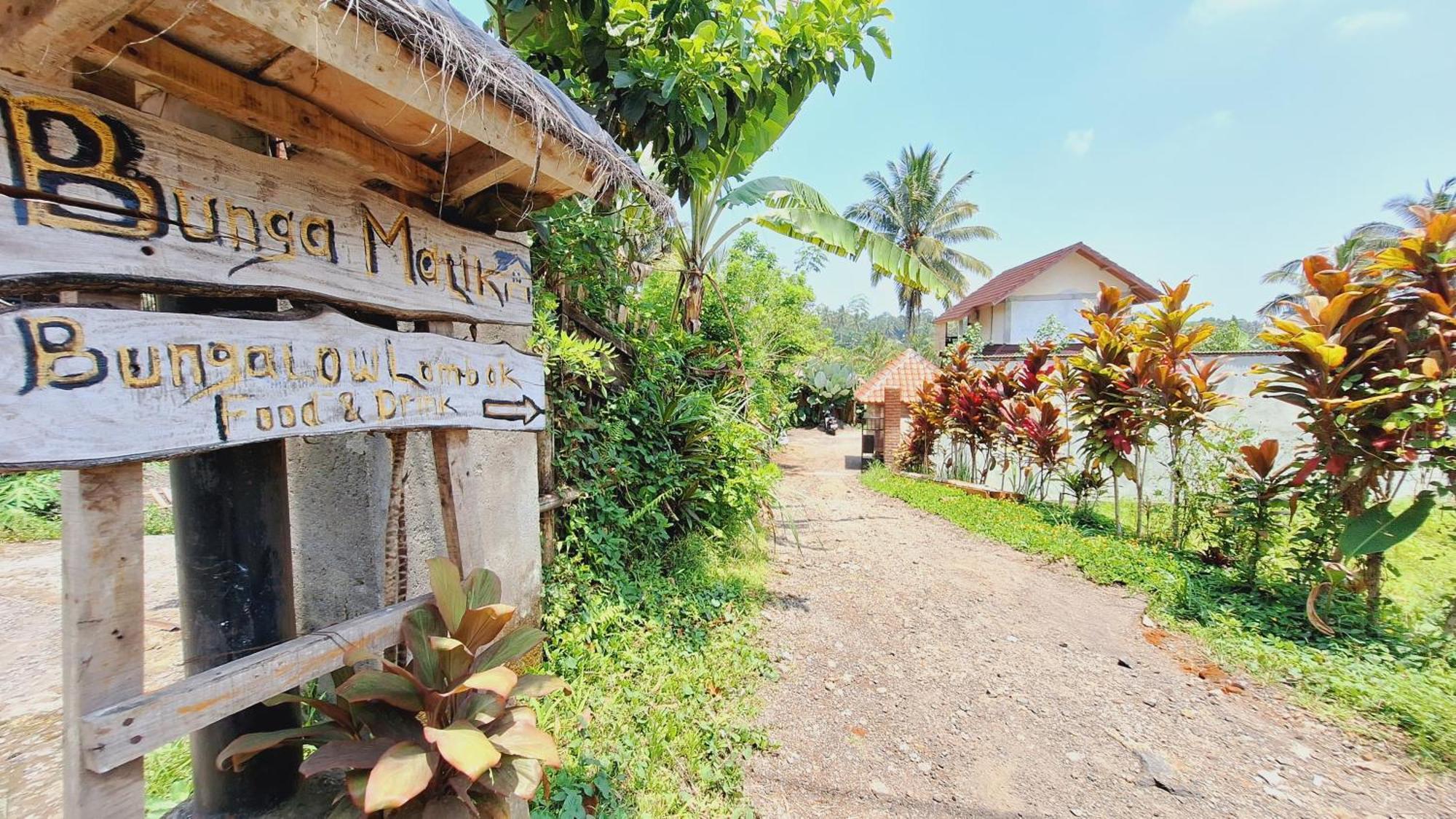 Bunga Maliq Bungalow Lombok Tetebatu Bagian luar foto