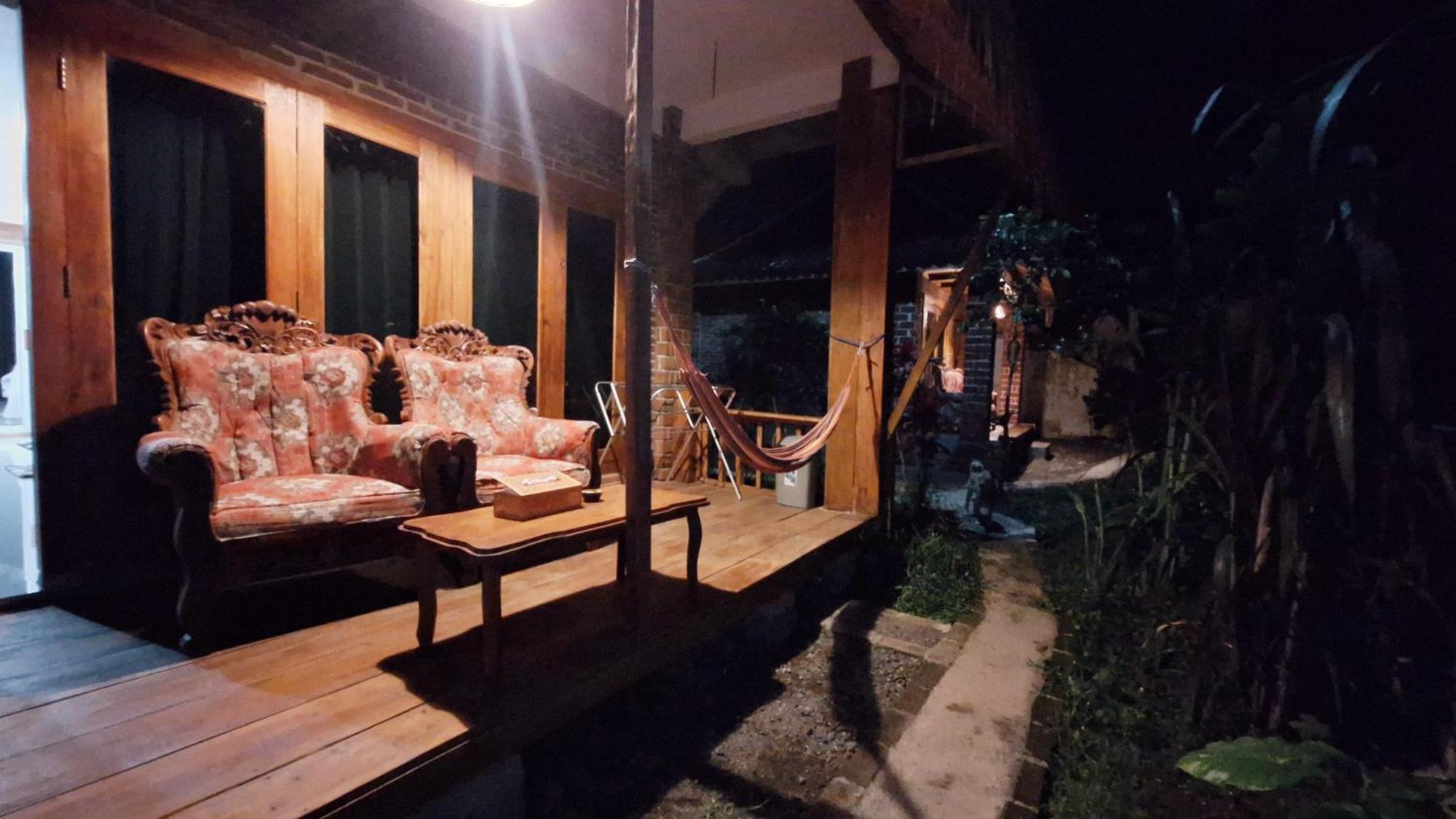 Bunga Maliq Bungalow Lombok Tetebatu Ruang foto