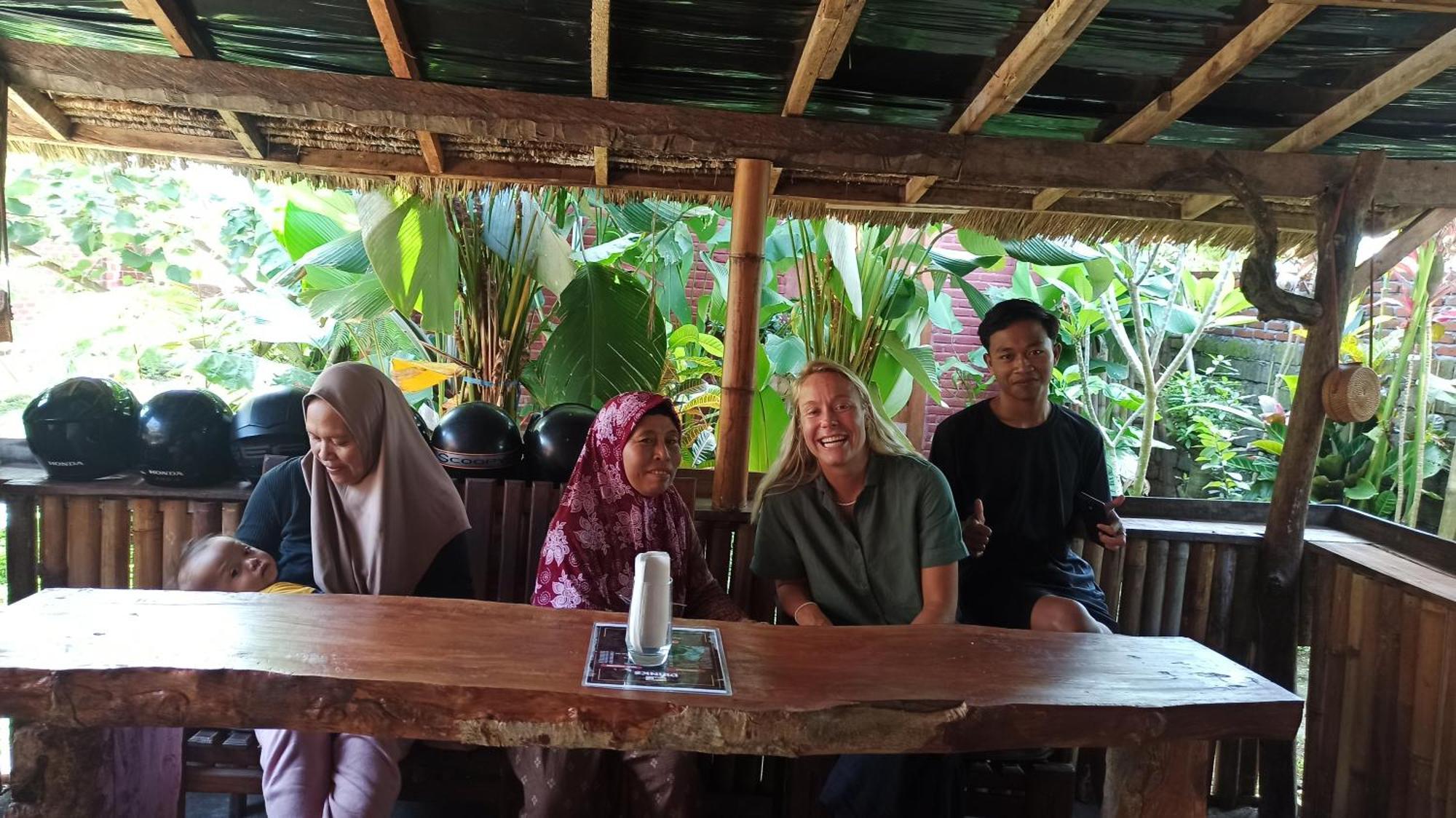 Bunga Maliq Bungalow Lombok Tetebatu Ruang foto